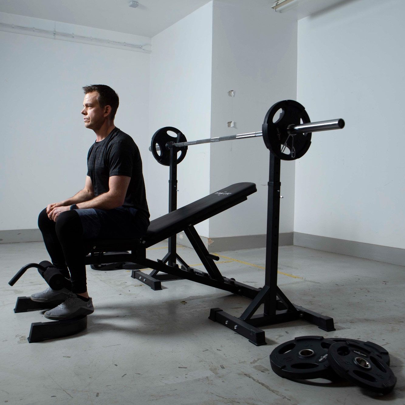 TITAN LIFE WEIGHT SET 100KG GARAGE GYM – Vægtstangssæt, billede 7 hos ActiveNordic
