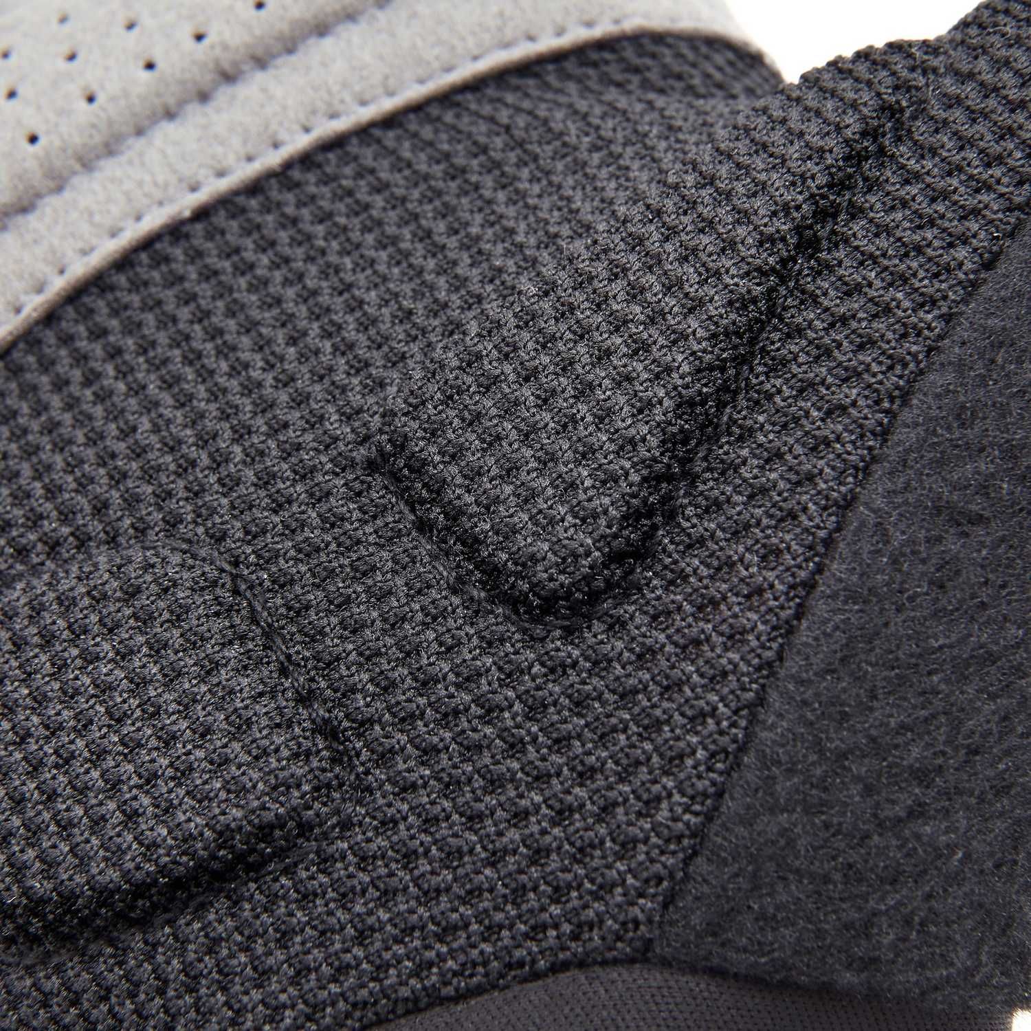 Reebok Fitness Gloves Træningshandsker - Sort/Grå – Yogasokker & Handsker, billede 11 hos ActiveNordic