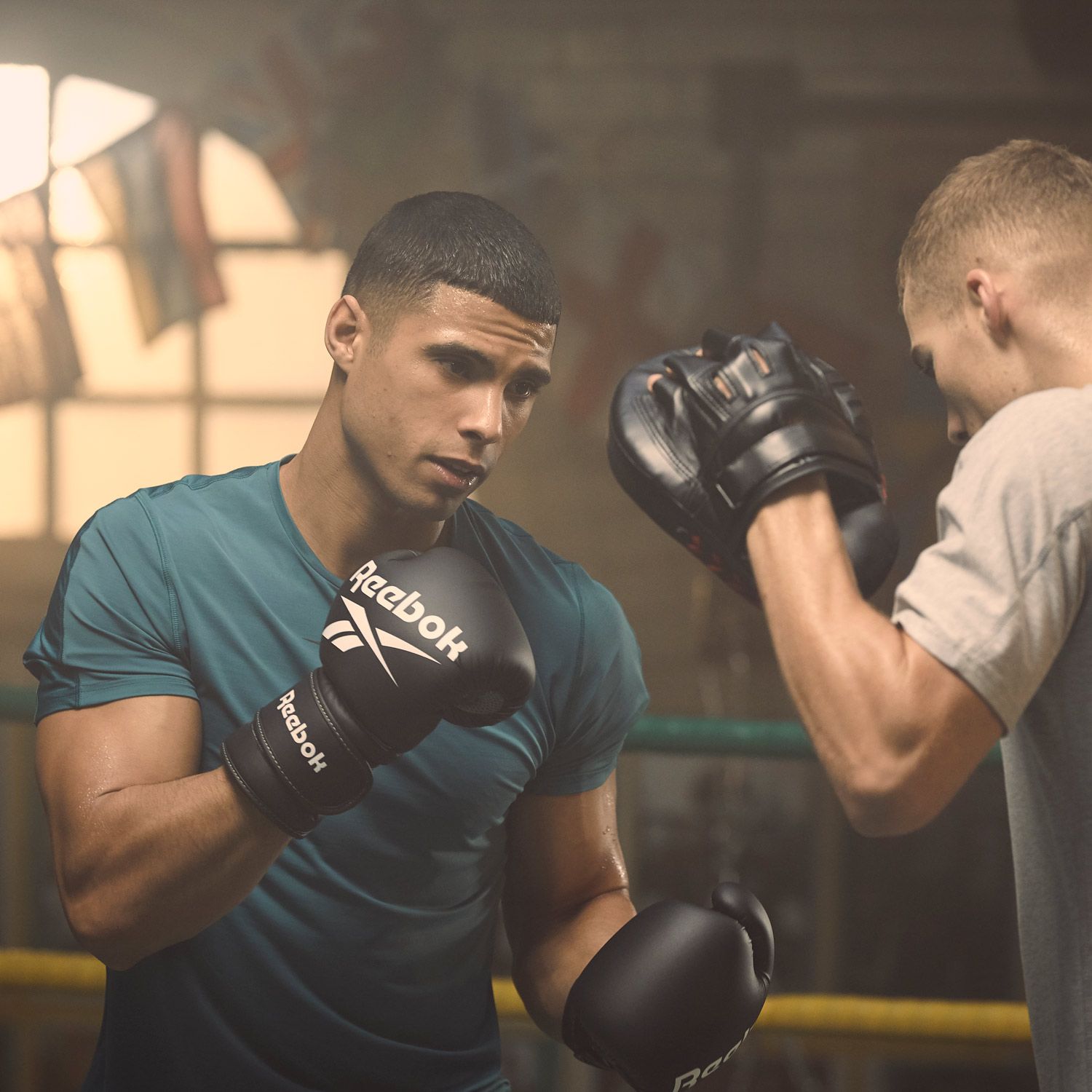Reebok Boksehandsker Begynder 14 oz – Kampsport, billede 3 hos ActiveNordic